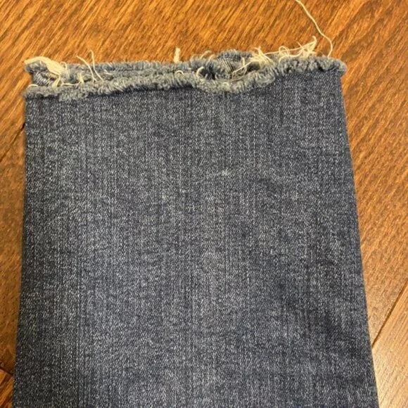 High Rise jeans 🌸 - Picture 2 of 5